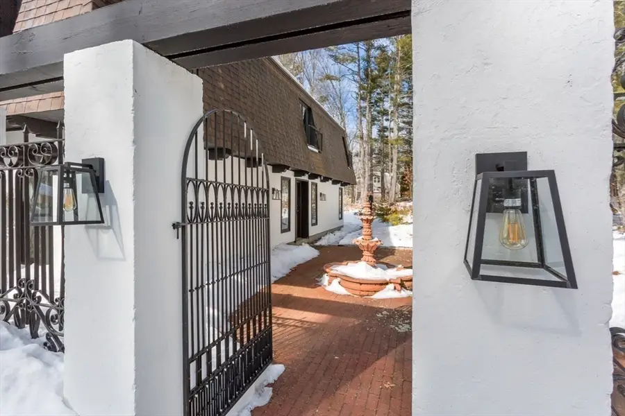 100 Daniels St, Franklin, MA 02038 - #2