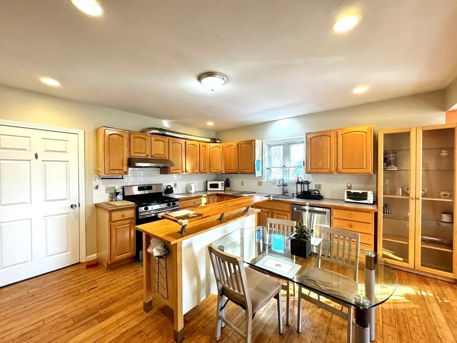 82 Medford St #2, Malden, MA 02148 - #3