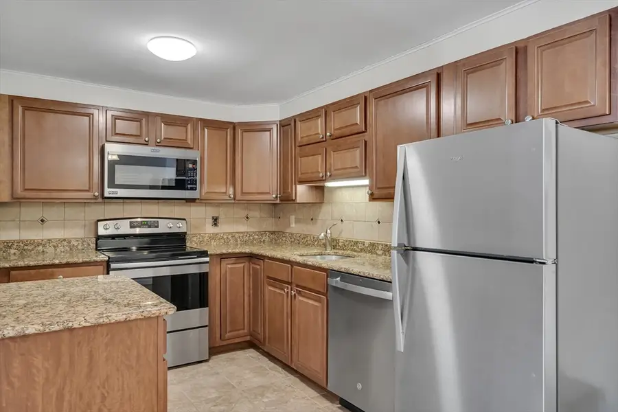 8 Old Colony Ln #2, Arlington, MA 02474 - #2