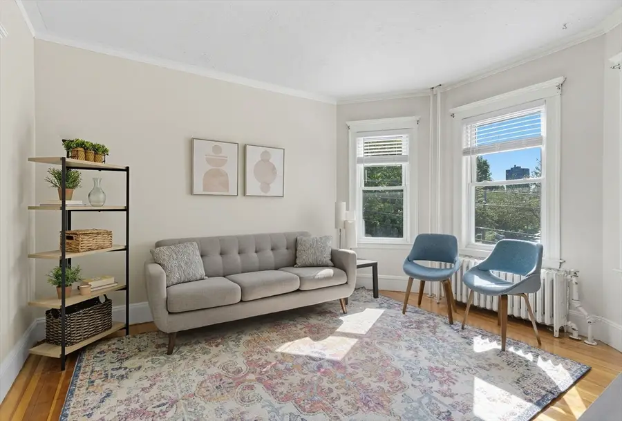 20 Rice St #2, Brookline, MA 02445 - #2