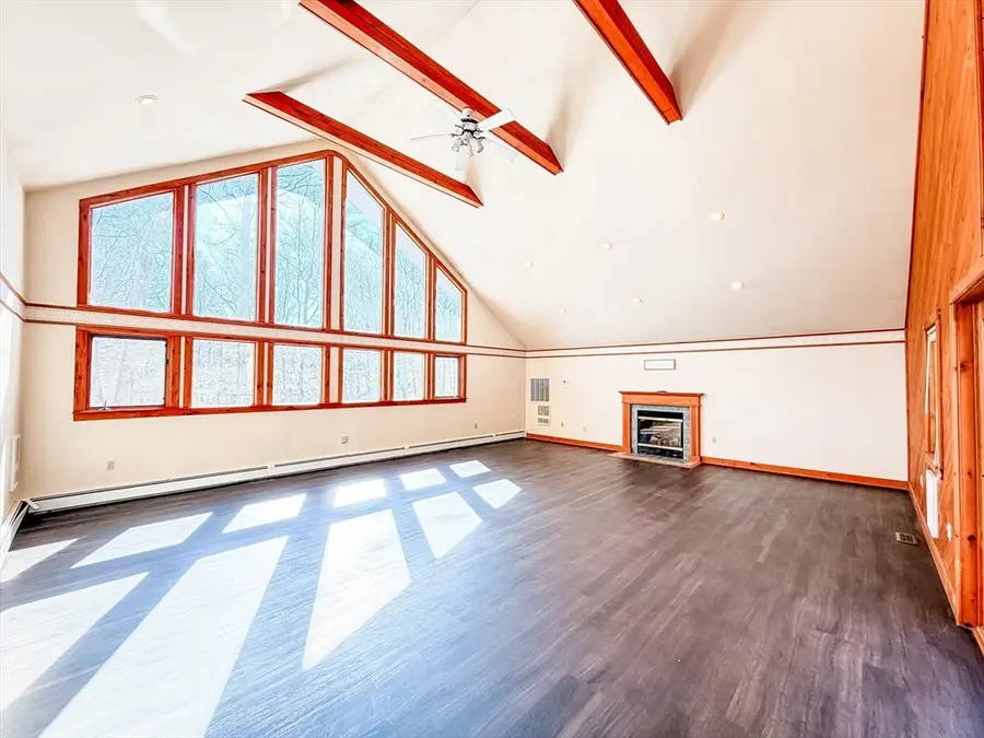 6 Laurelwood Dr, North Oxford, MA 01537 - #3