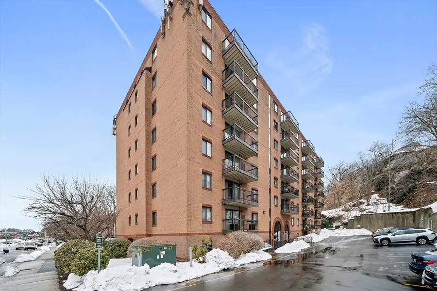 500 Salem St #307, Medford, MA 02155 - #3