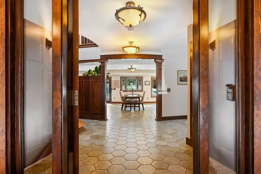 72 Meriam St, Lexington, MA 02420 - #2