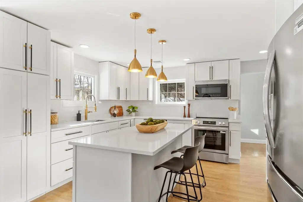 401 Belknap Rd, Framingham, MA 01701 - #1