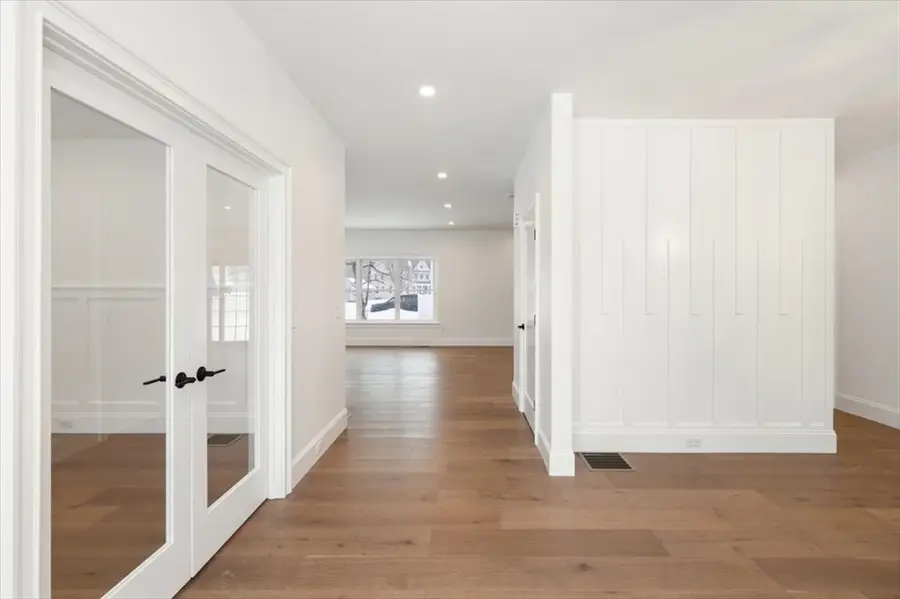 37 Longfellow Rd, Natick, MA 01760 - #2