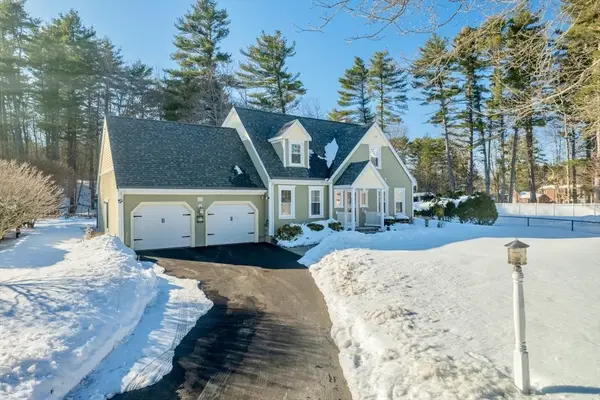 17 Ice Pond Drive, Rowley, MA 01969