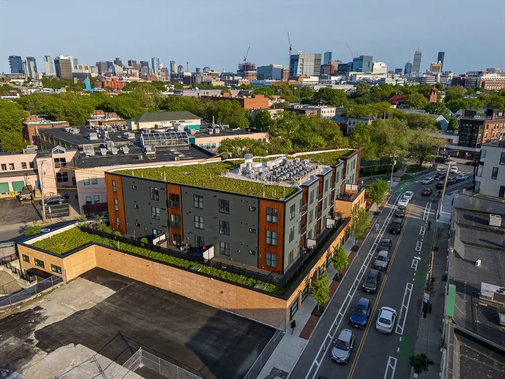 305 Webster Ave #104, Cambridge, MA 02141 - #1