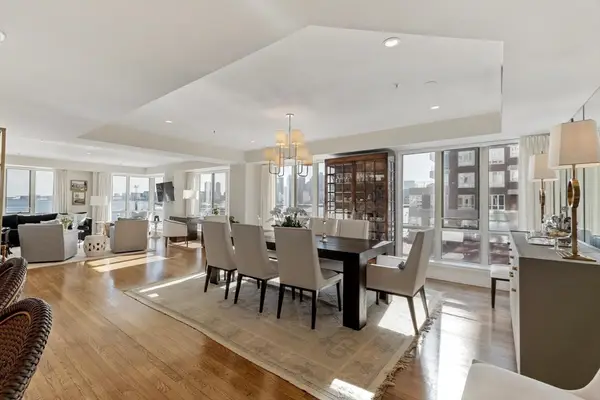 197 Eighth St #307, Boston, MA 02129