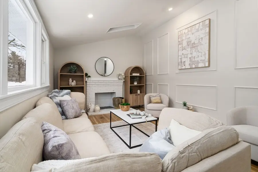 11 Wilshire Dr, Sharon, MA 02067 - #2