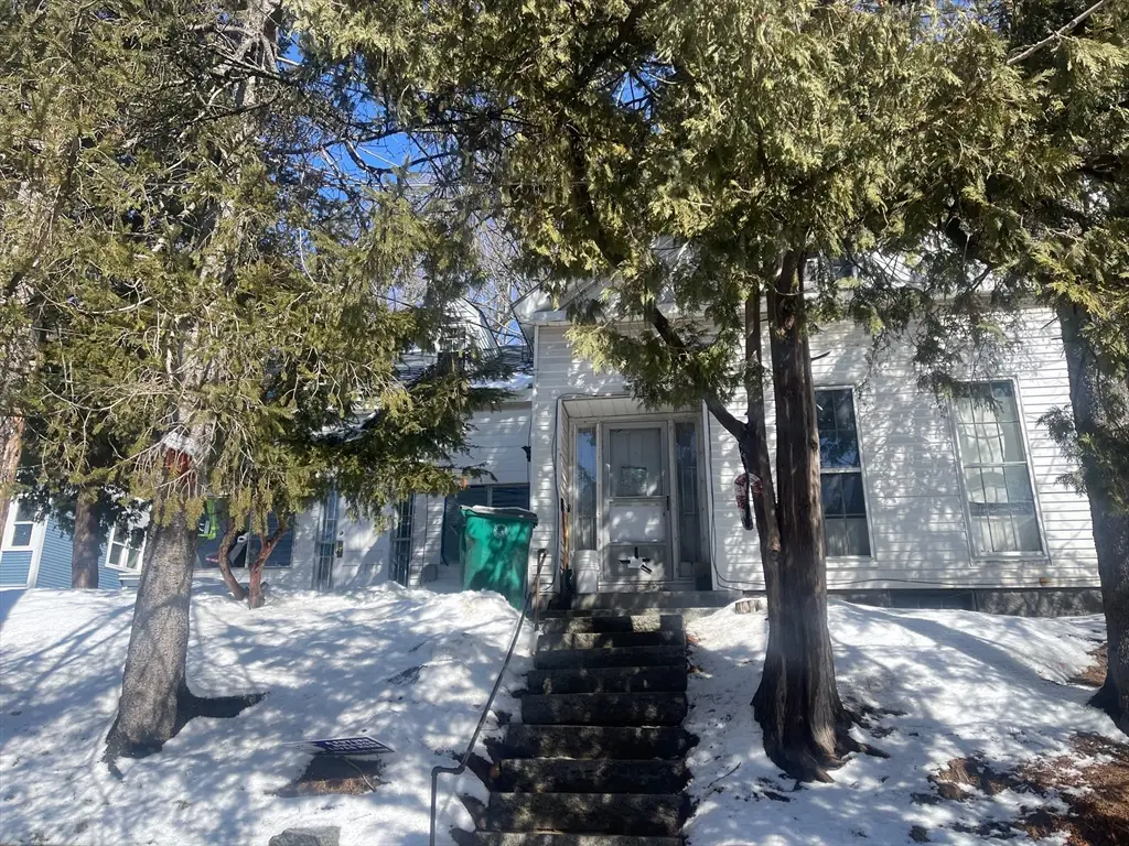 102 Pleasant St, Fitchburg, MA 01420 - #1