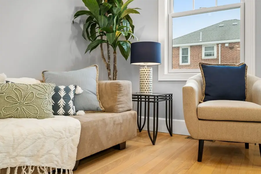 669 Boylston St #669, Newton, MA 02459 - #2