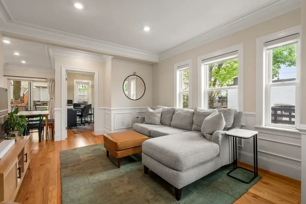 256 Sycamore St #256, Watertown, MA 02472 - #1