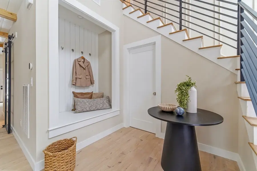 54 Pilgrim Rd, Natick, MA 01760 - #2