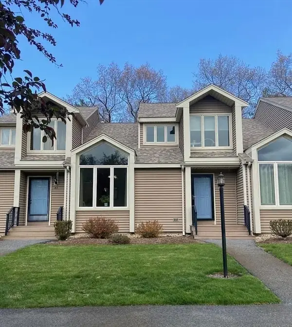 340 Centre Ave #44, Rockland, MA 02370