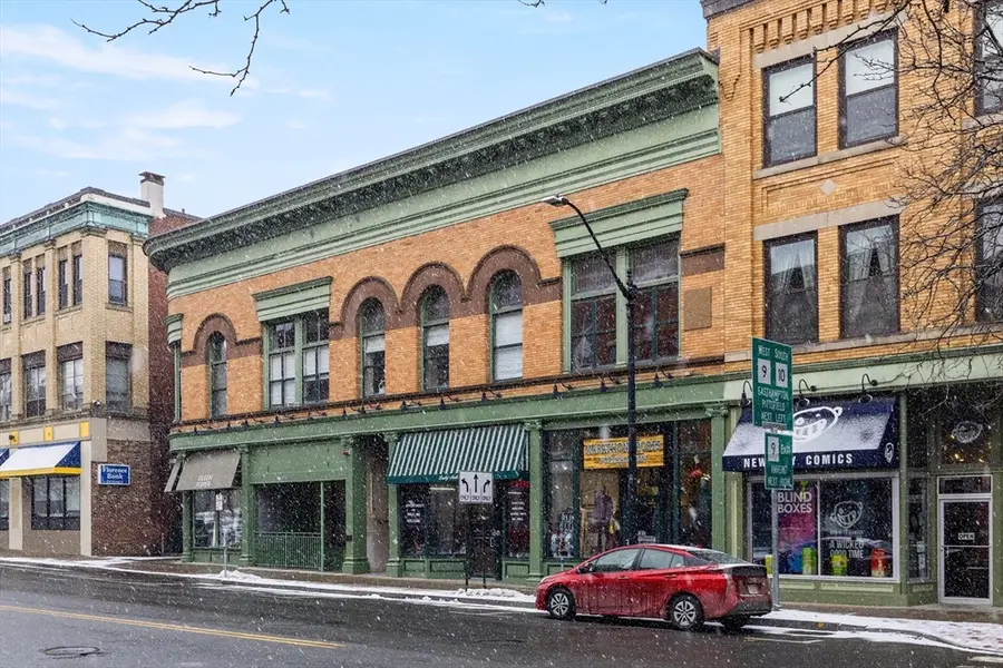 30 Pleasant St #4, Northampton, MA 01060 - #2