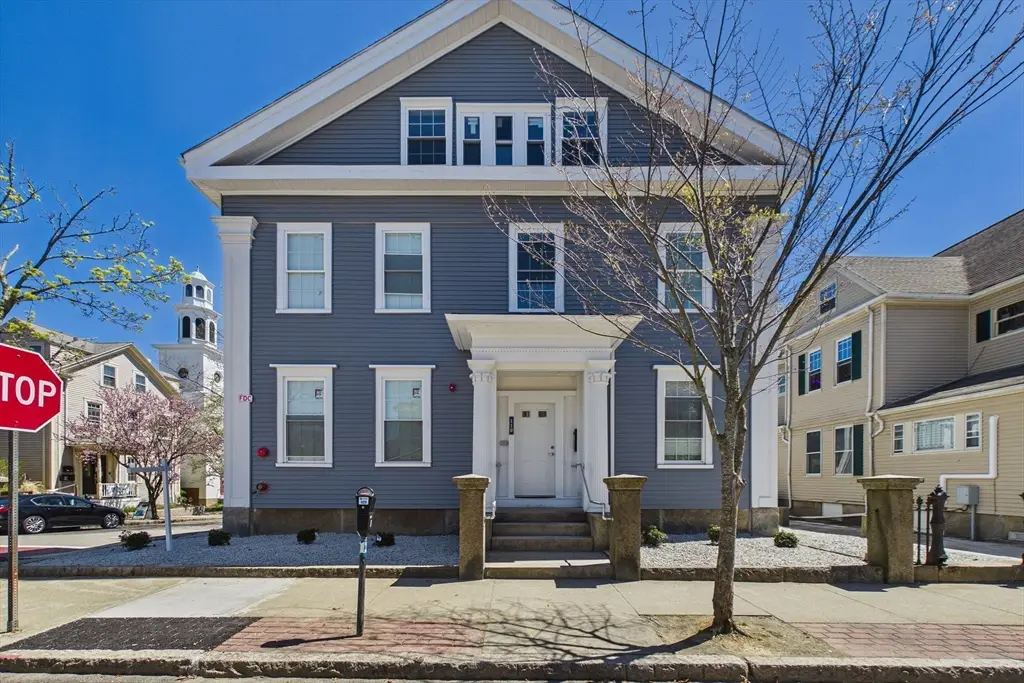 110 Eighth St, New Bedford, MA 02740 - #1
