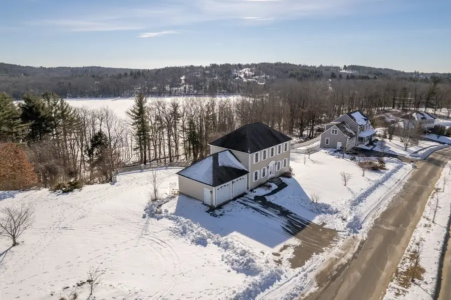 8 Vista Cir, Rutland, MA 01543 - #2