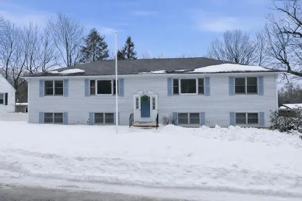 28 Nonquit Street, Worcester, MA 01604