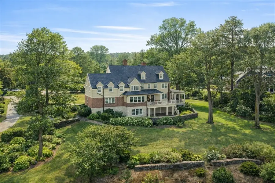 4 Dartmouth St, Winchester, MA 01890 - #2