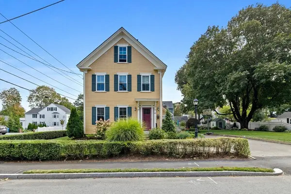 57 Wave Ave, Wakefield, MA 01880