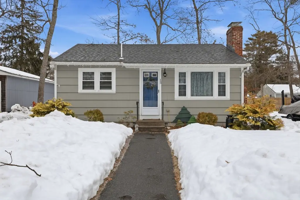 15 14th Ave, Wareham, MA 02571 - #1
