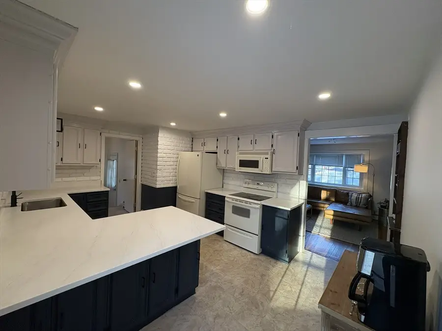 4 Linda Ln, Franklin, MA 02038 - #3