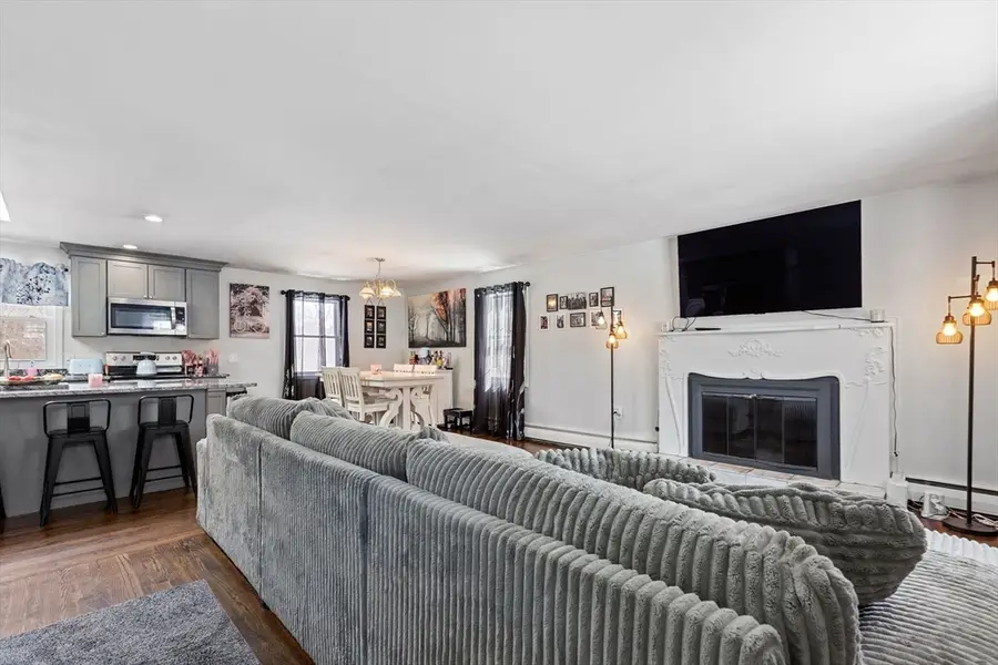 1 Freetown St, Lakeville, MA 02347 - #3