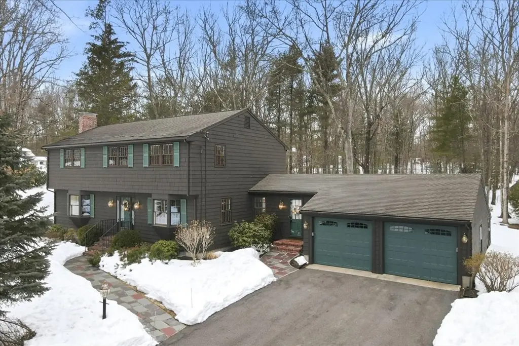 100 Magnolia Dr, Westwood, MA 02090 - #1