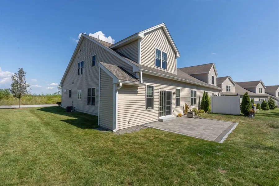 843 Ledgewood Way #843, Clinton, MA 01510 - #3