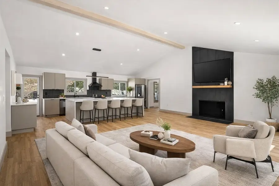 44 Foster St, Danvers, MA 01923 - #3