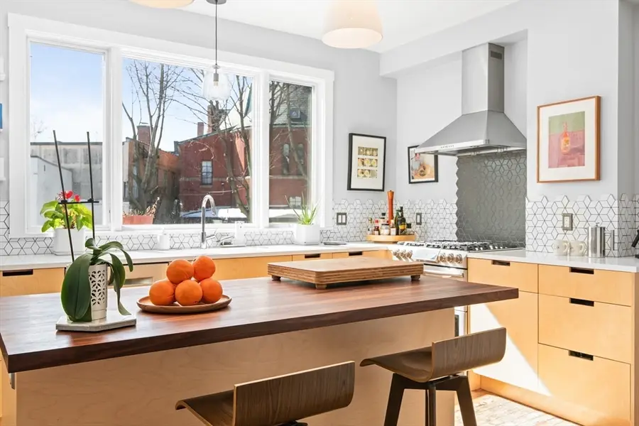 10 Sanborn Ave, Somerville, MA 02143 - #2