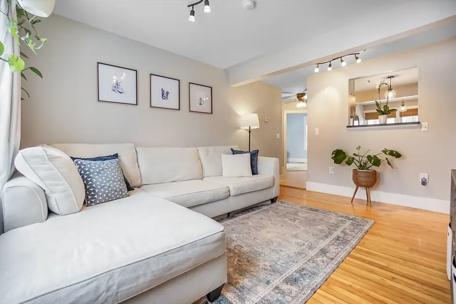 5 Russell St. #1, Amesbury, MA 01913 - #2