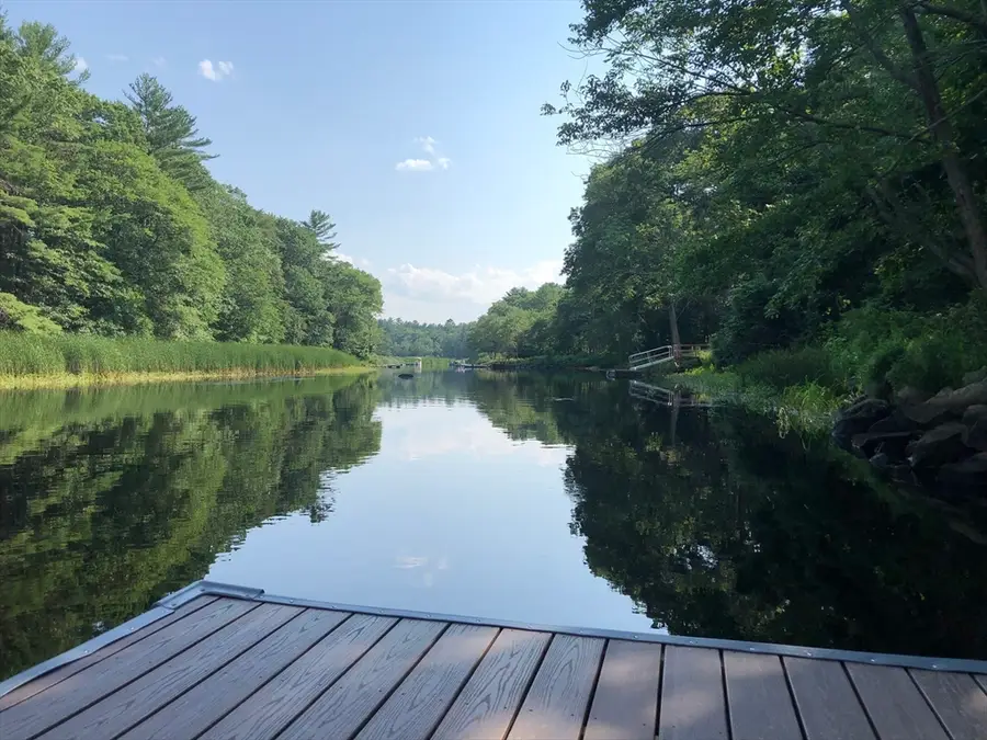 70 River Rd, Hanover, MA 02339 - #2