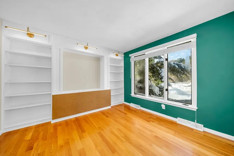 2 Foxfire Dr, Sharon, MA 02067 - #2