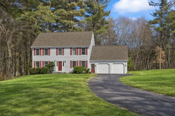 13 Russells Way, Westford, MA 01886