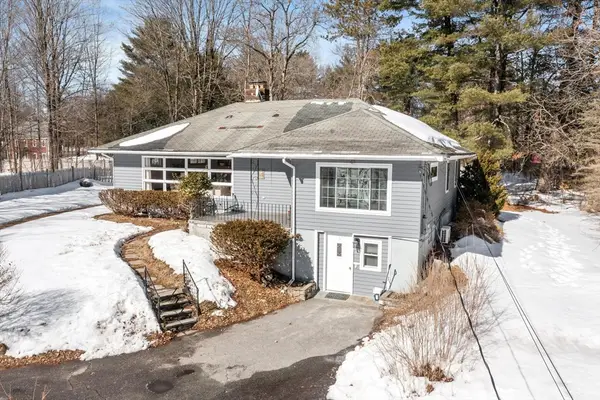 12 South Acton Road, Stow, MA 01775
