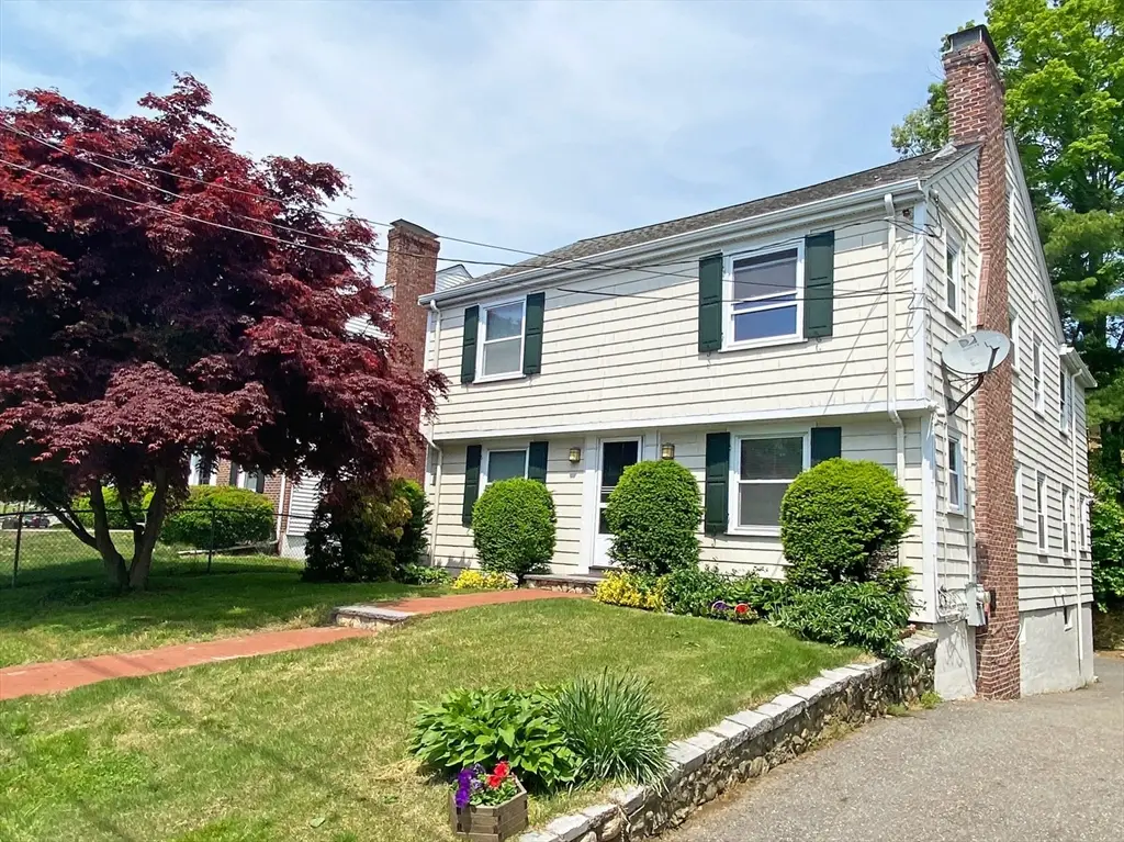 8-10 Willow St, Newton, MA 02459 - #1