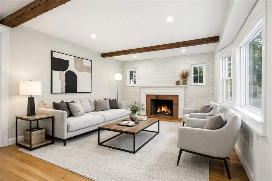 16 Sunnyfield Rd, Bedford, MA 01730 - #3