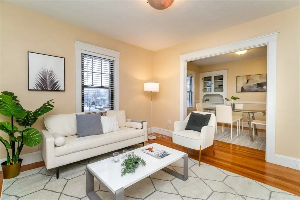 10 Washington Ave #3, Waltham, MA 02453 - #1