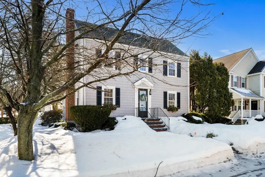 97 Pleasant St, Milton, MA 02186 - #2