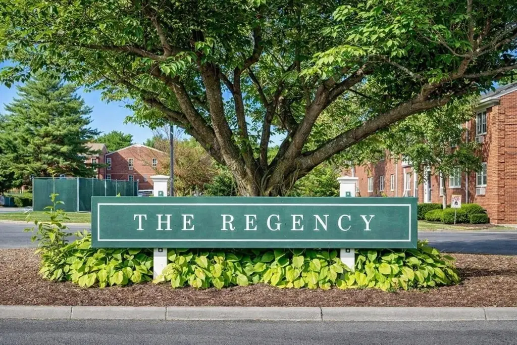 121 Regency Park Dr #121, Agawam, MA 01001 - #1