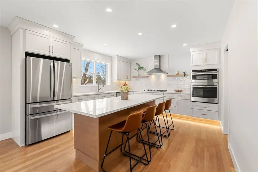 2 Rhuey Pass, Burlington, MA 01803 - #3