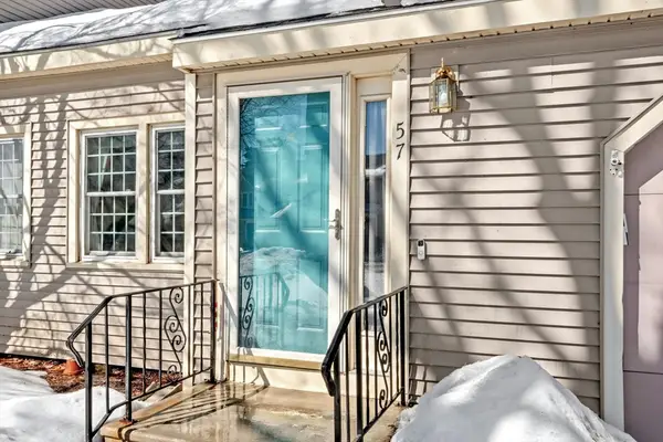 57 Harrington Farms Way #57, Shrewsbury, MA 01545