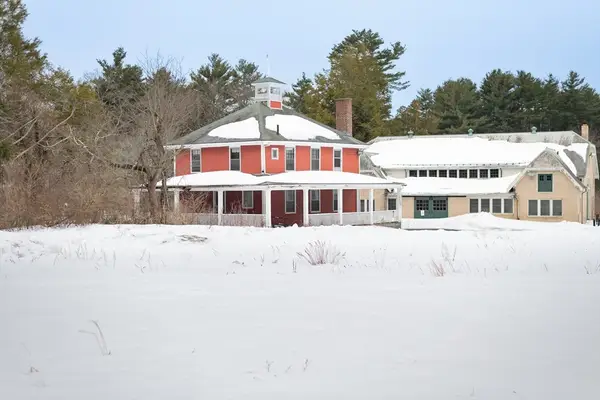 133 Wellesley Street, Weston, MA 02493