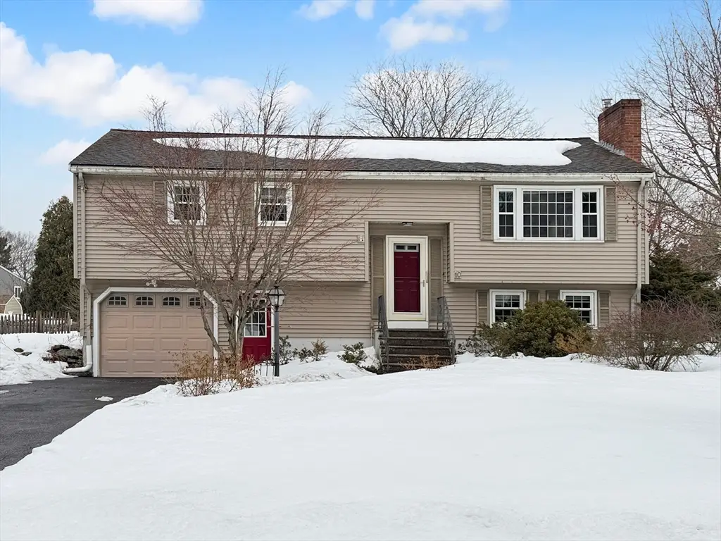 10 Thoreau Rd, Northborough, MA 01532 - #1