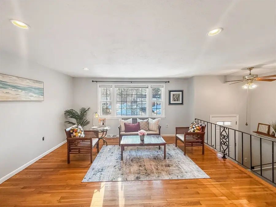 10 Thoreau Rd, Northborough, MA 01532 - #3