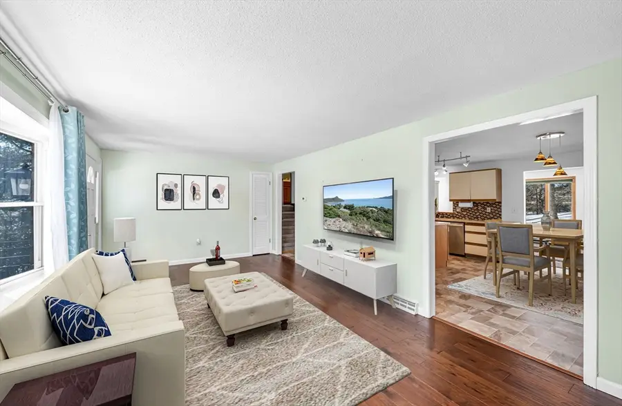 88 Basil Rd, Chicopee, MA 01020 - #3