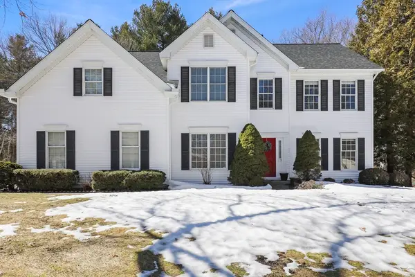 29 Hancock Rd, Franklin, MA 02038