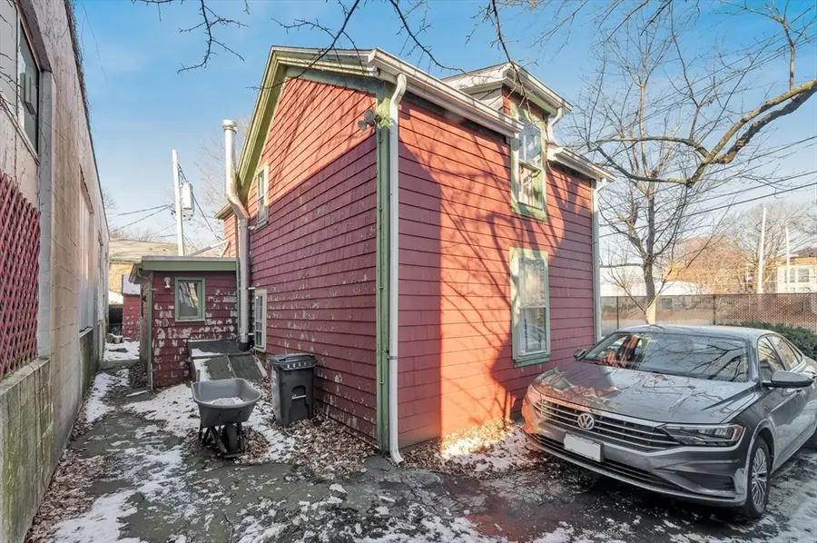 54 Bellis Cir, Cambridge, MA 02140 - #2