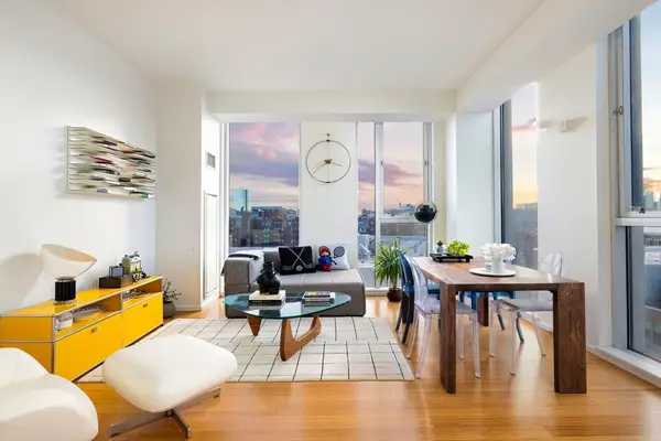 2 Earhart Street #904, Cambridge, MA 02141